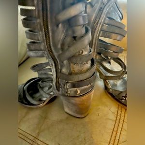 Freebird moon and stars sandle boot